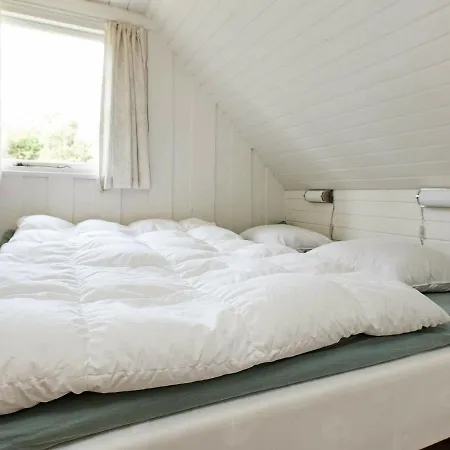 6 Person In Oksb L Mosevra