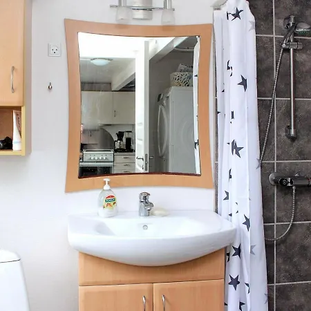 6 Person In Oksb L *